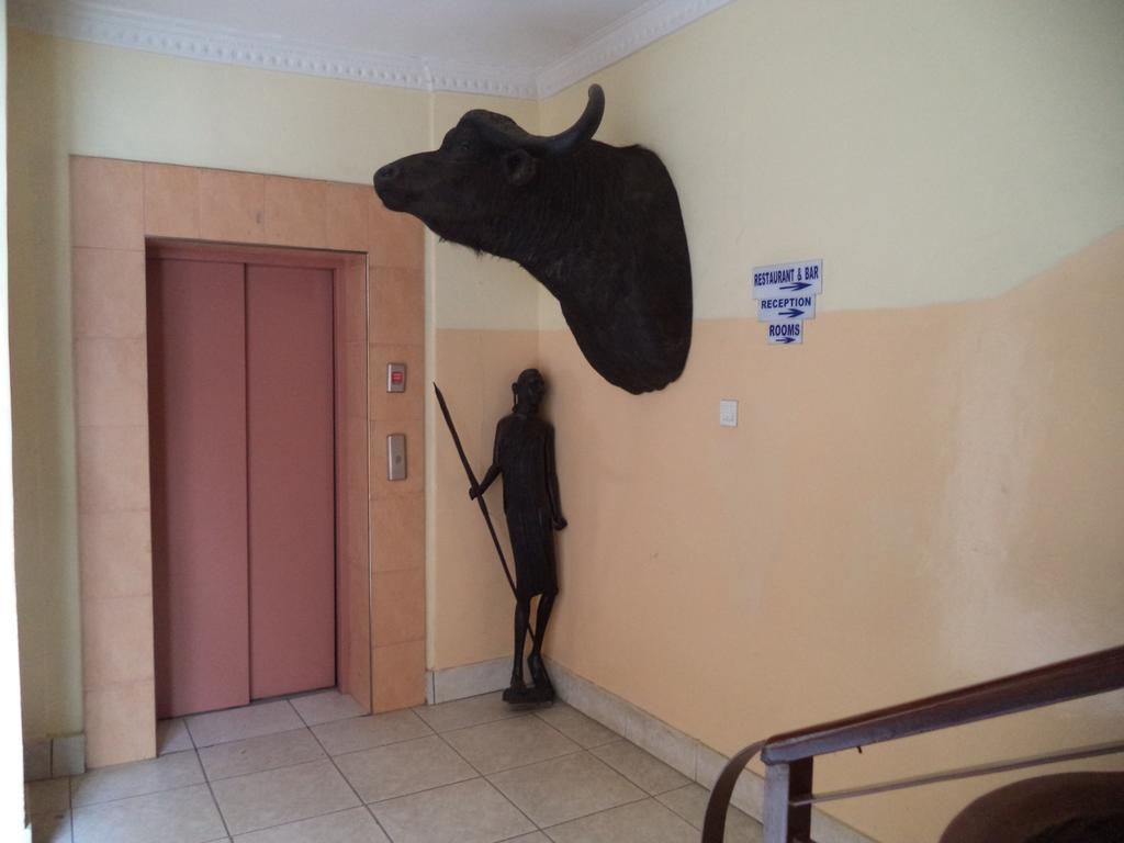 Arusha Tourist Inn Hotel Exterior photo